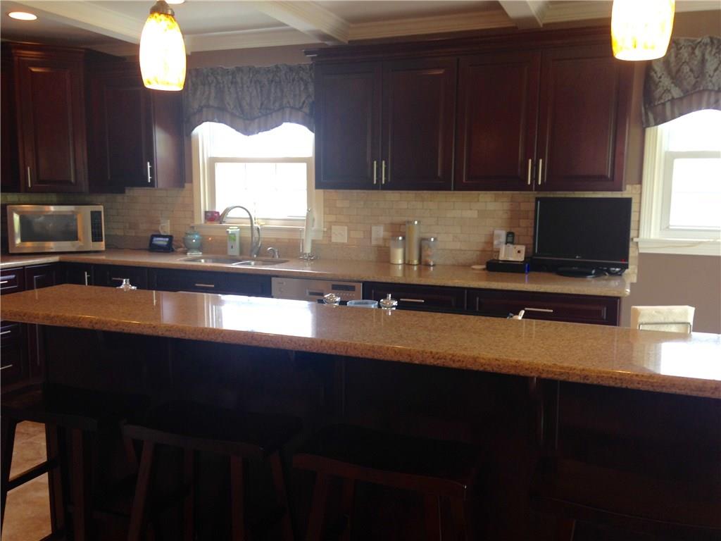 601 Cameron Road New Castle, PA 16101 - Photo 4 of 20
