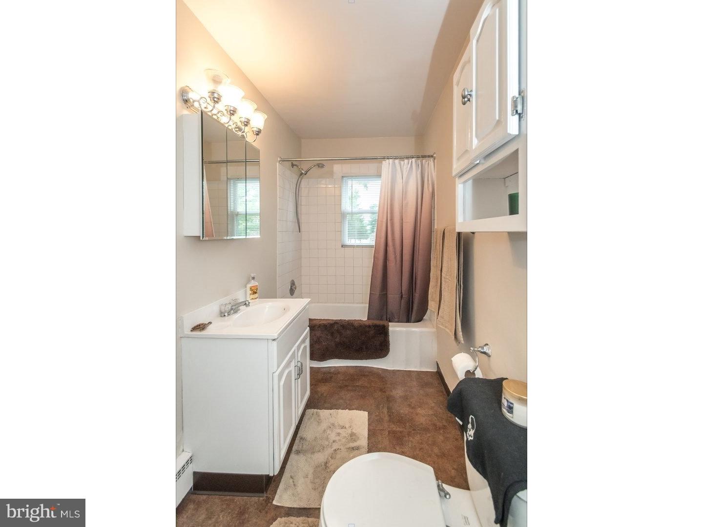 414 Ridge Road Sellersville, PA 18960 - Photo 13 of 24 Bathroom