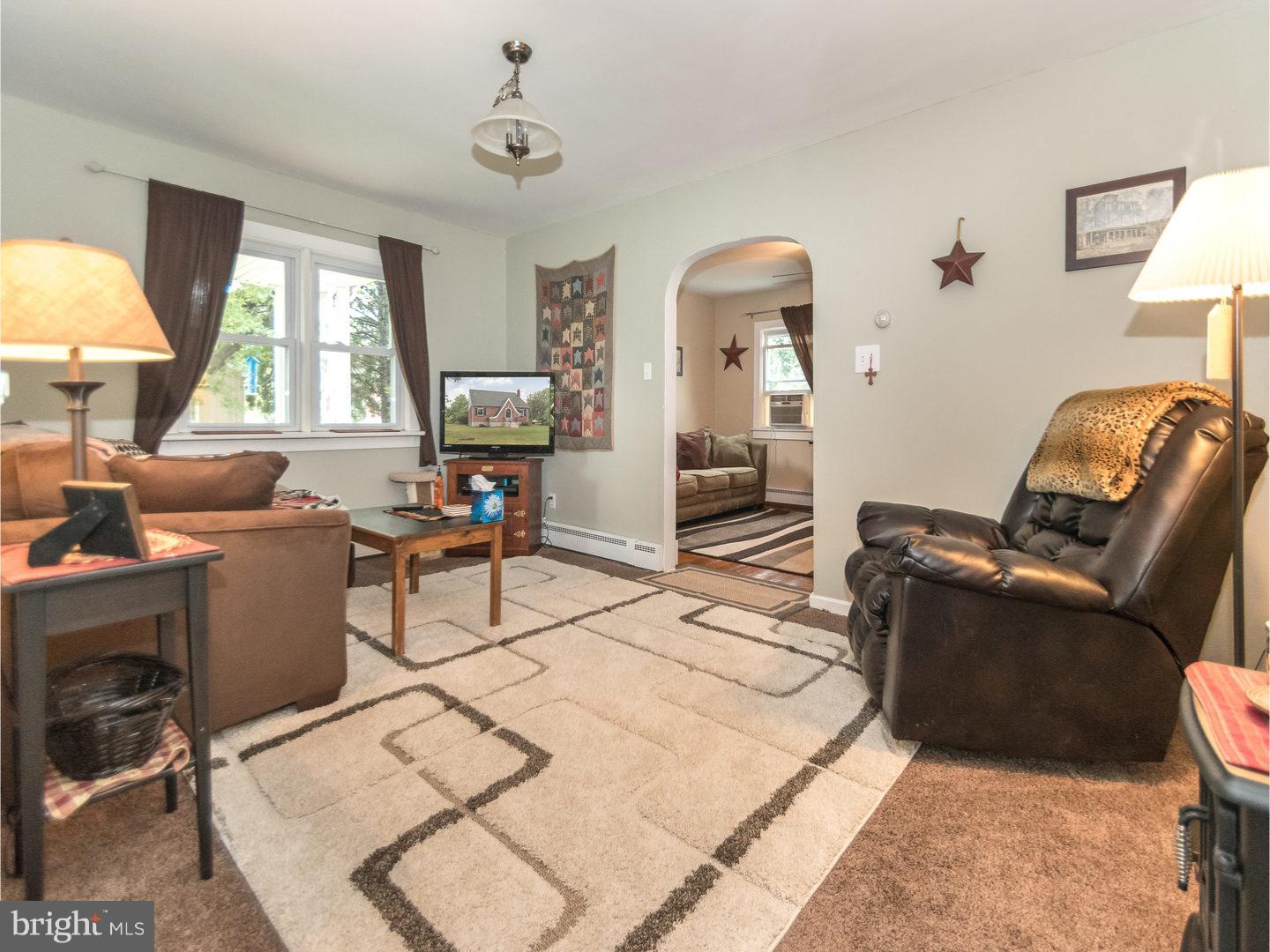 414 Ridge Road Sellersville, PA 18960 - Photo 6 of 24 Living Room