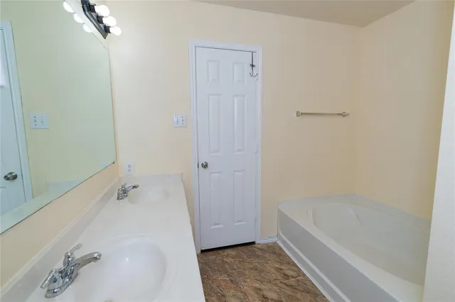 $2,595 | 1717 Shawnee Trail, Allen, TX 75002