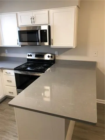 $1,250 | 3701 Houma Boulevard, Unit 204, Metairie, LA 70006