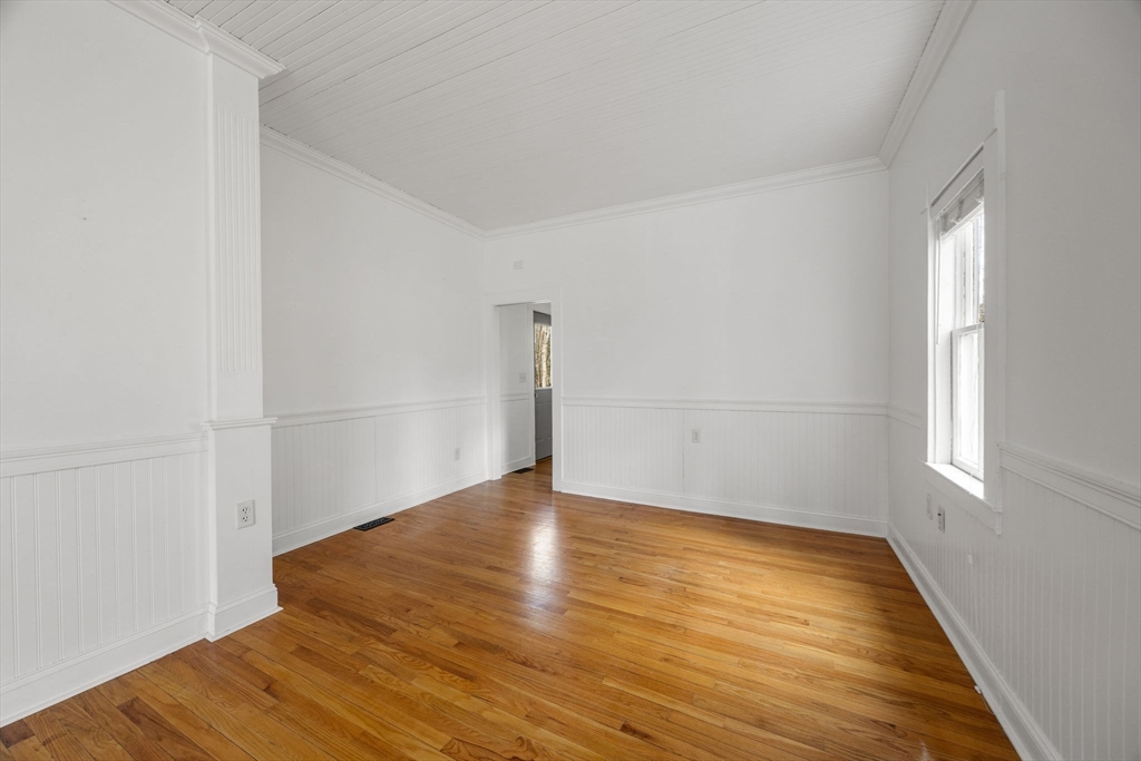 194 Rte 6a Yarmouth, MA 02675 - Photo 12 of 36