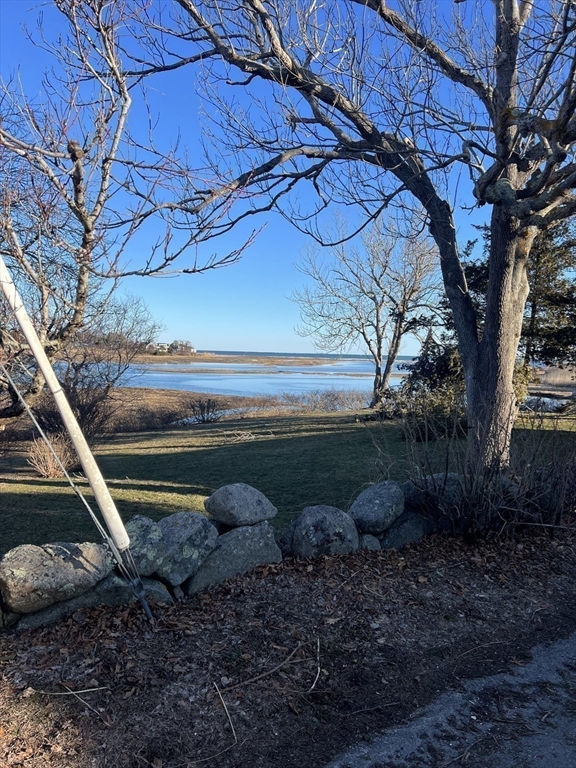 194 Rte 6a Yarmouth, MA 02675 - Photo 33 of 36