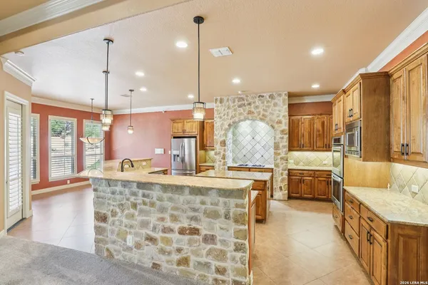 $1,375,000 | 315 Santa Domingo, Helotes, TX 78023