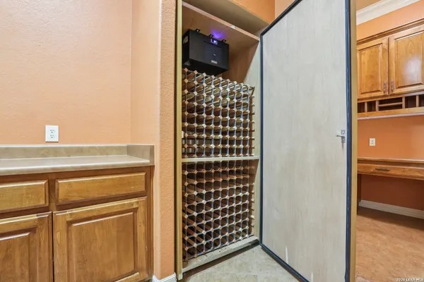 $1,375,000 | 315 Santa Domingo, Helotes, TX 78023