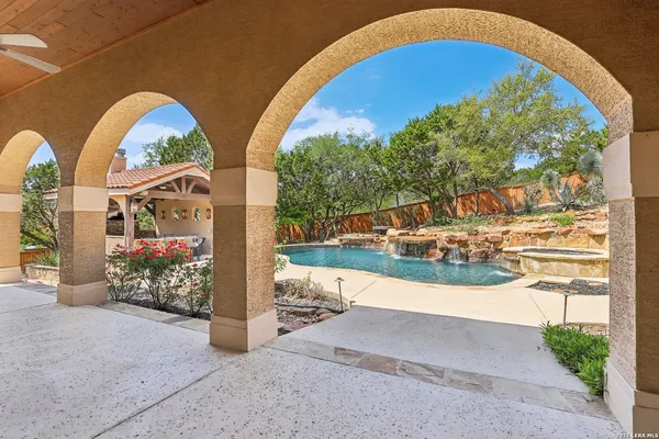 $1,375,000 | 315 Santa Domingo, Helotes, TX 78023