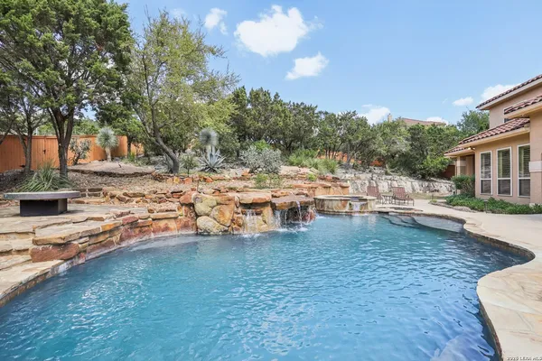 $1,375,000 | 315 Santa Domingo, Helotes, TX 78023