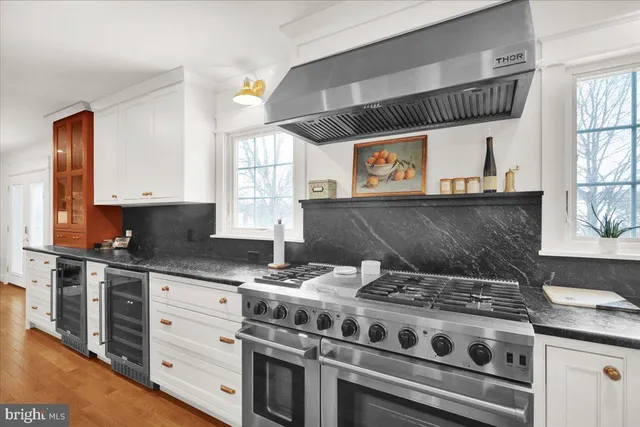 $719,900 | 220 Sturbridge Drive, Wyomissing, PA 19610