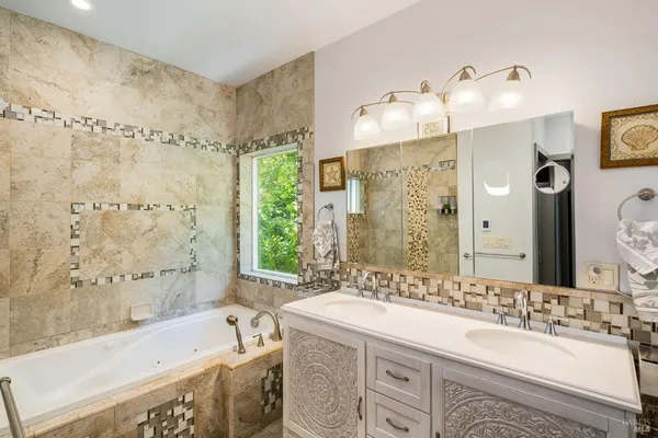 $2,650,000 | 3037 Foothill Boulevard, Calistoga, CA 94515