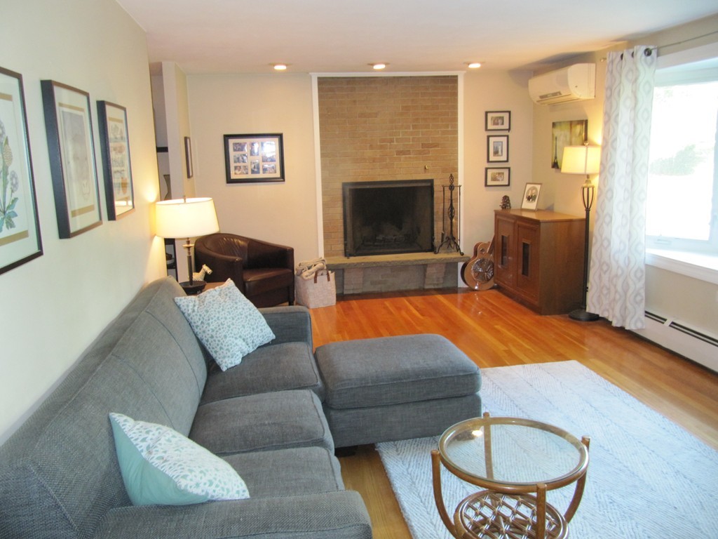 23 Spring Valley Road Worcester, MA 01609 - Photo 14 of 30 Gallery Image 14
