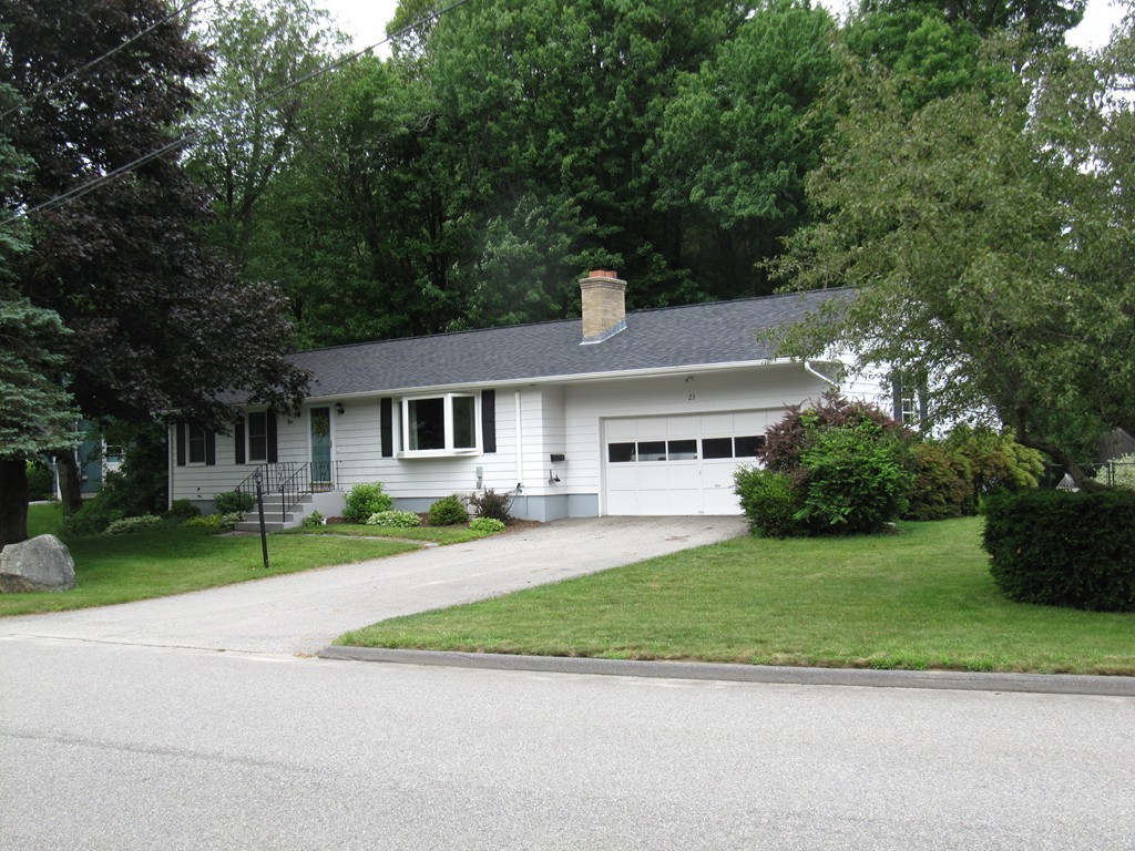 23 Spring Valley Road Worcester, MA 01609 - Photo 5 of 30 Gallery Image 5
