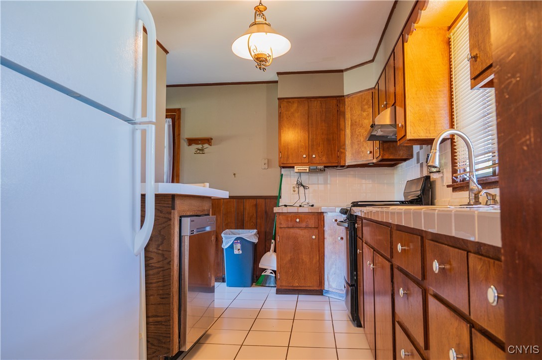 218 Crossgates Road Rome, NY 13440 - Photo 14 of 28