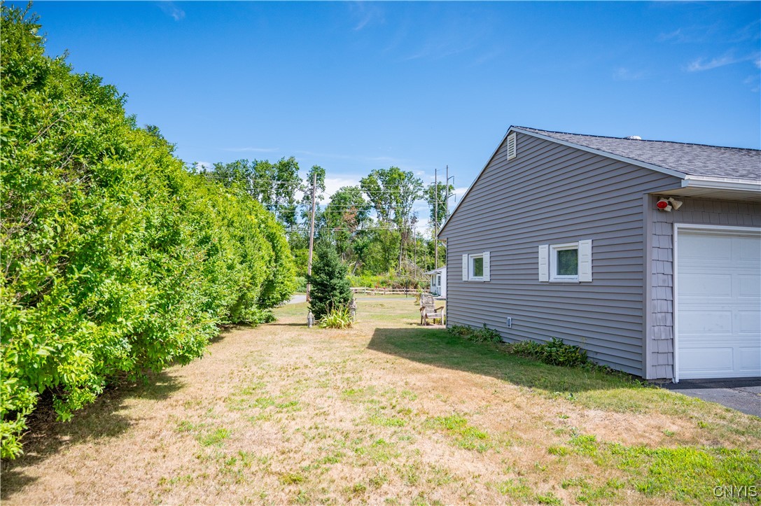 218 Crossgates Road Rome, NY 13440 - Photo 4 of 28