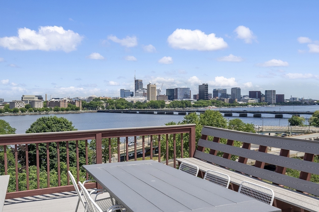 31 Bay State Road, Unit 4 Boston, MA 02215 - Photo 34 of 42