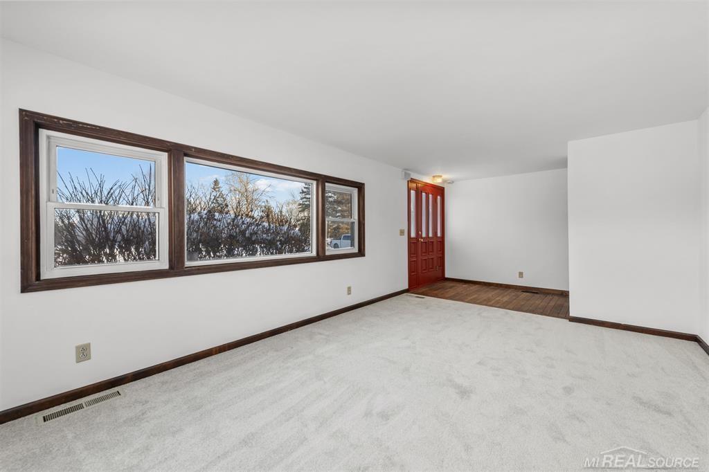 69455 Hicks Road Armada, MI 48005 - Photo 17 of 47