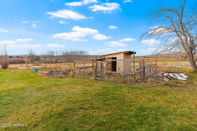 a view of swimming pool