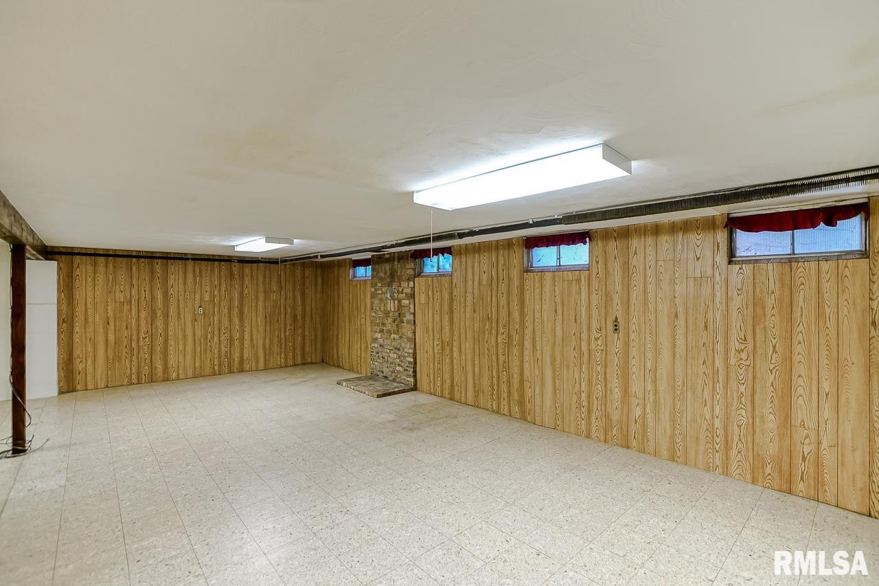 114 South Rustic Road East Peoria, IL 61611 - Photo 25 of 31 Gallery Image 25