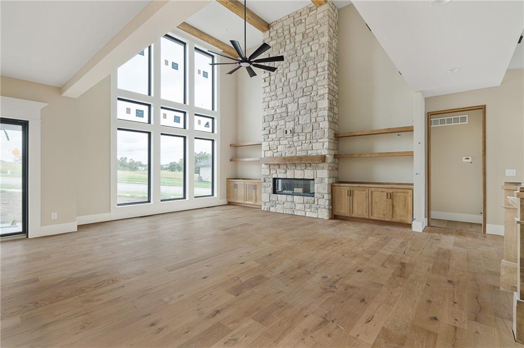 1401 Upton Court Raymore, MO 64083 - Photo 3 of 16 Gallery Image 3