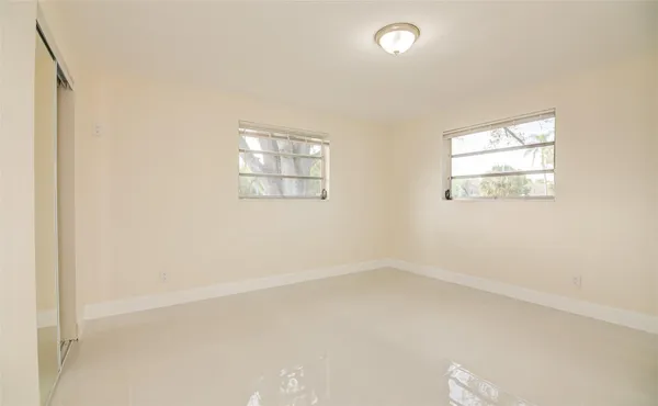 $2,600 | 3105 18th Street, Vero Beach, FL 32960