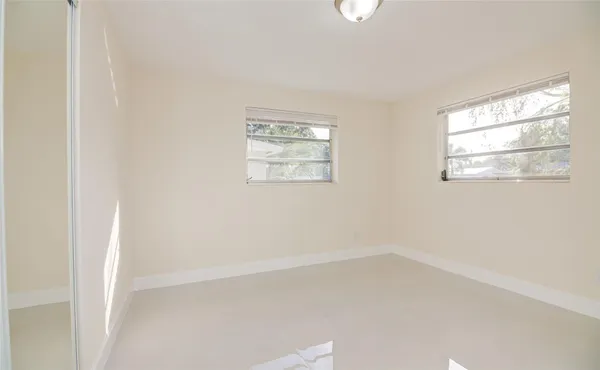 $2,600 | 3105 18th Street, Vero Beach, FL 32960