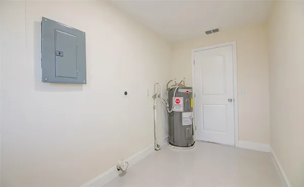 $2,600 | 3105 18th Street, Vero Beach, FL 32960