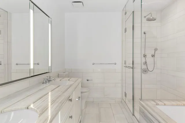 $2,599,000 | 30 Park Place, Unit 42C | TriBeCa