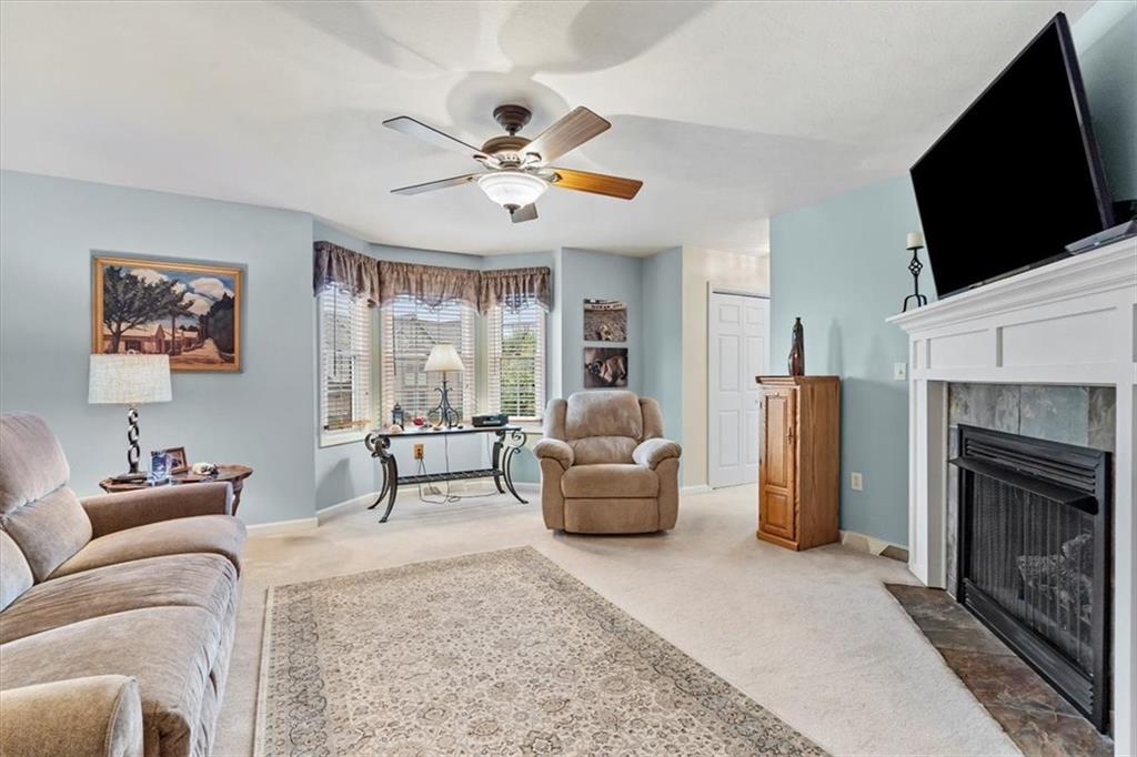 104 Brandon Way Coraopolis, PA 15108 - Photo 11 of 30 Gallery Image 11