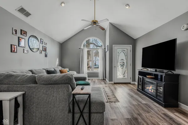 $239,900 | 283 Big Horn Lane, Seymour, IN 47274