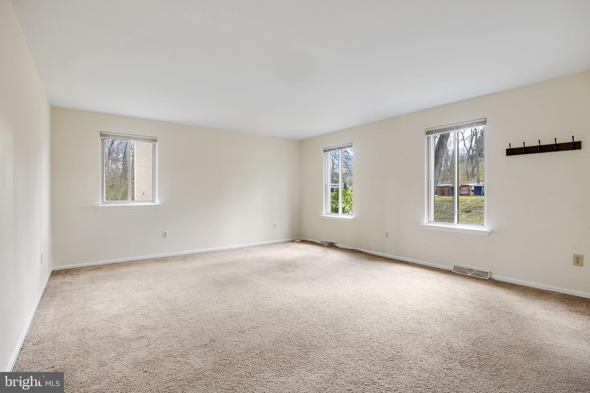 124 Rue Charmille Road Fort Washington, PA 19034 - Photo 8 of 31 Living/Dining Room Combination, 1st Floor