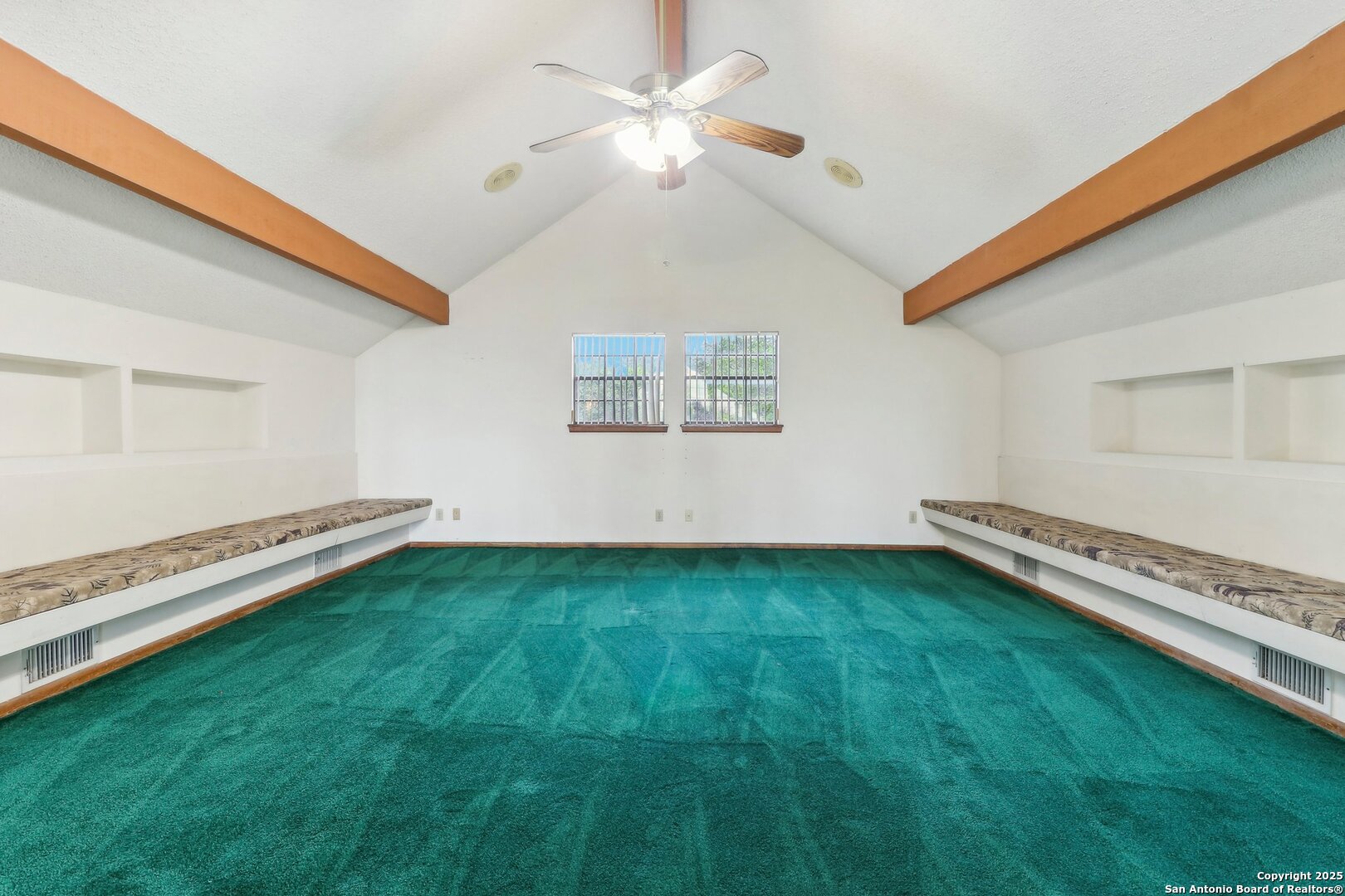 1551 Pebble Beach Road Lakehills, TX 78063 - Photo 33 of 46 a view of a room with a flat screen tv