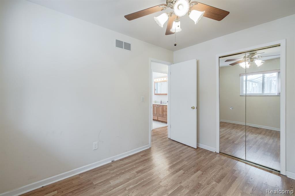 5131 West Harvard Road Clarkston, MI 48348 - Photo 26 of 48