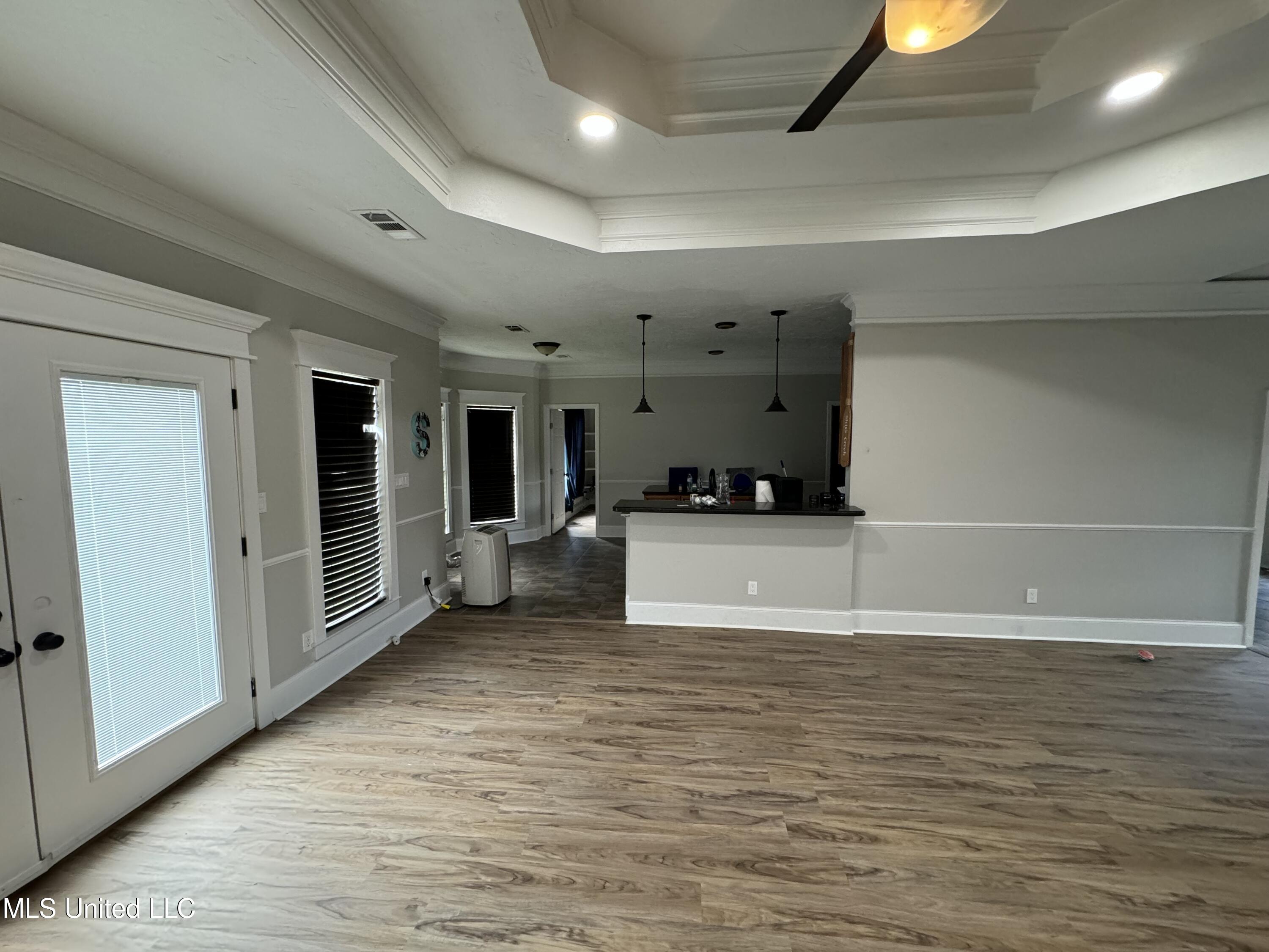 318 West McHenry Road Perkinston, MS 39573 - Photo 7 of 17 318 w - Living Room 3
