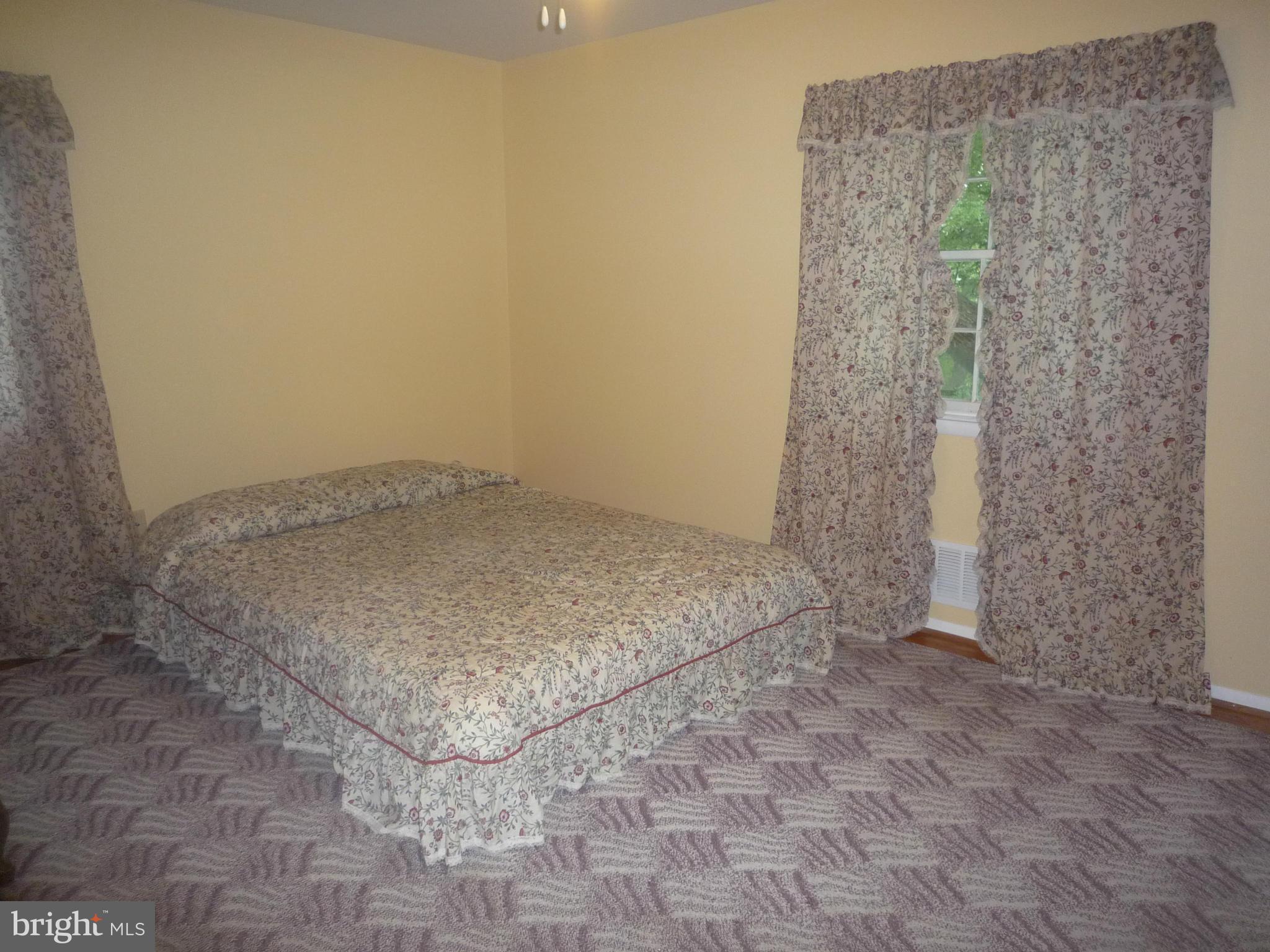 702 Shirley Manor Road Reisterstown, MD 21136 - Photo 15 of 26 Bedroom (Master)
