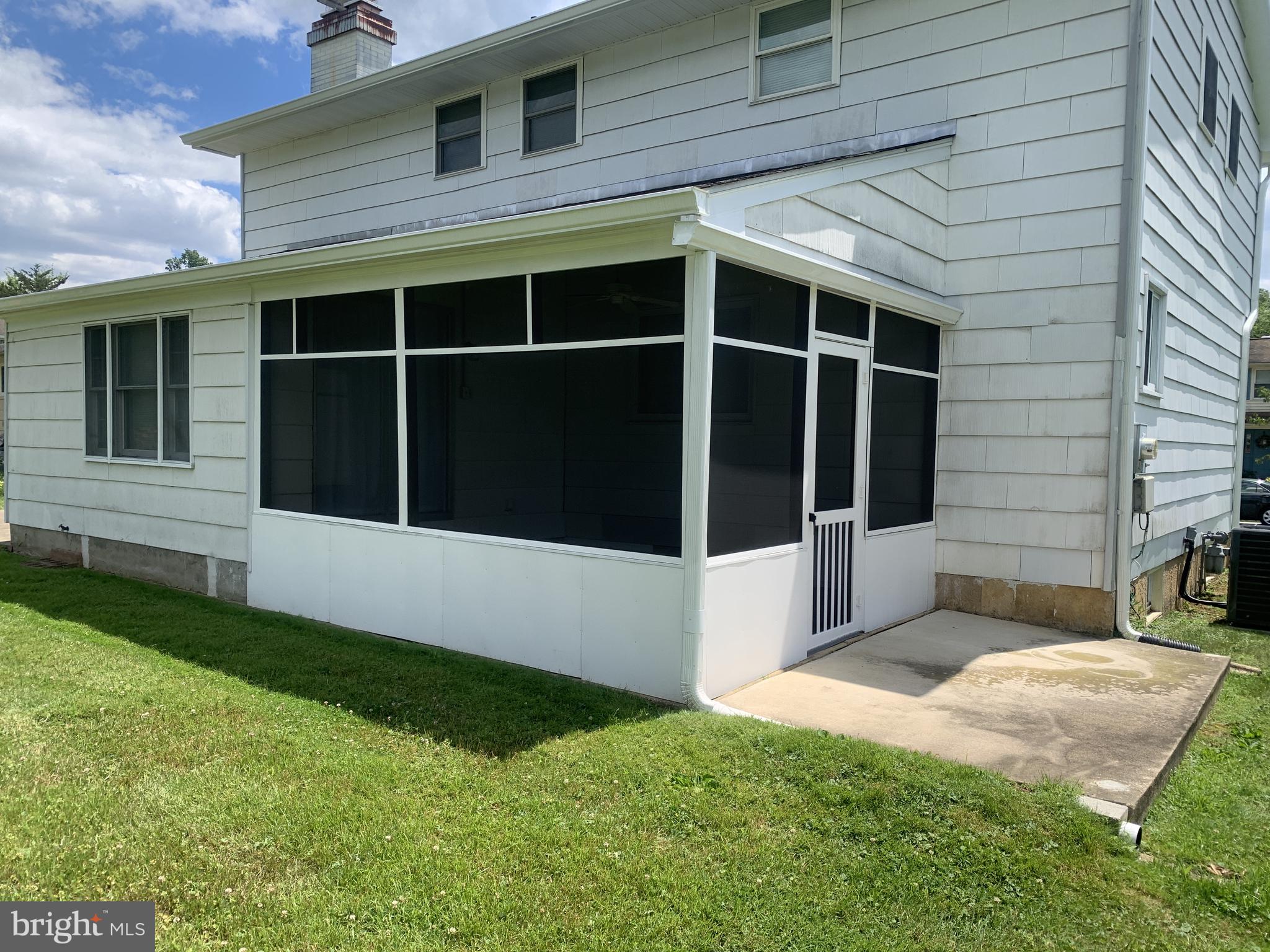 517 Garrick Road Hockessin, DE 19707 - Photo 4 of 45
