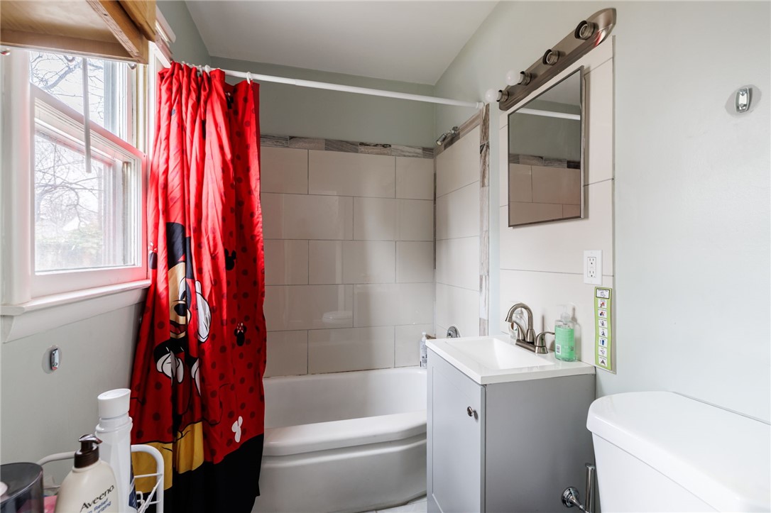 74 Stone Road Greece, NY 14616 - Photo 8 of 17