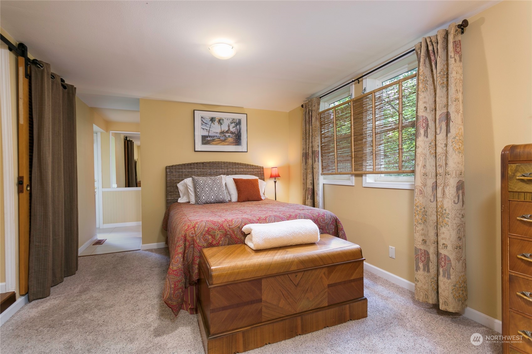 1893 Yew Street Road Bellingham, WA 98229 - Photo 12 of 32 Gallery Image 12