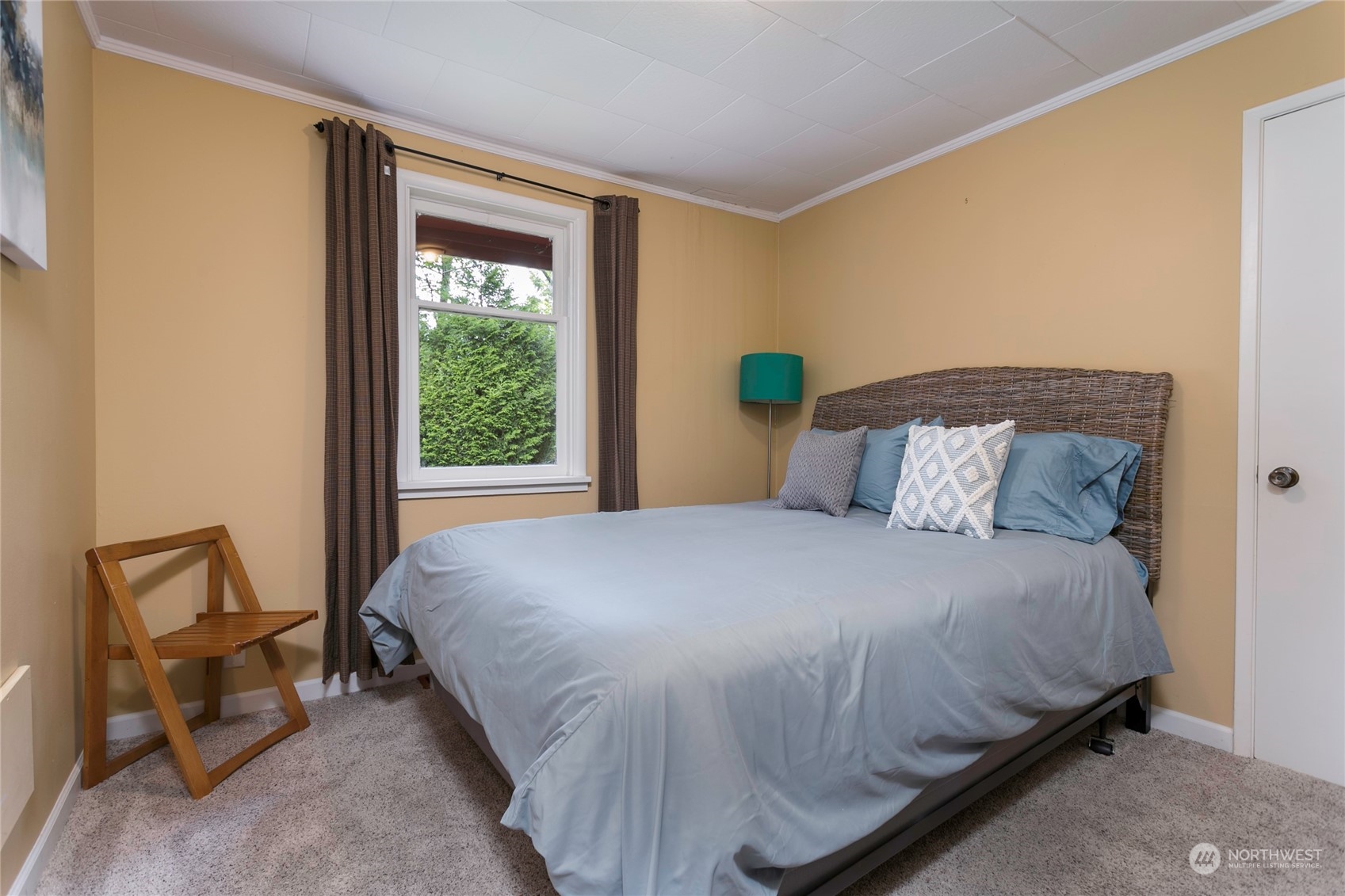 1893 Yew Street Road Bellingham, WA 98229 - Photo 13 of 32 Gallery Image 13