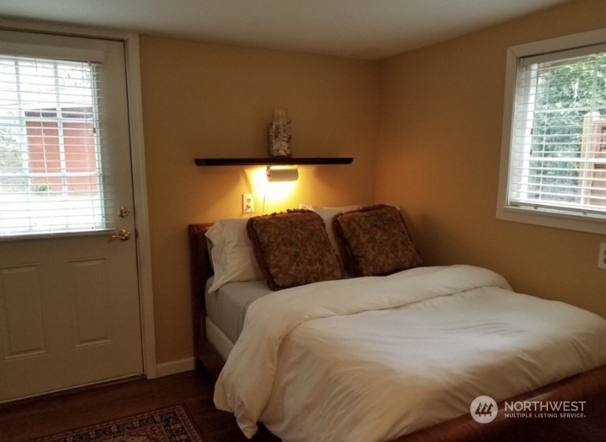 1893 Yew Street Road Bellingham, WA 98229 - Photo 27 of 32 Gallery Image 27