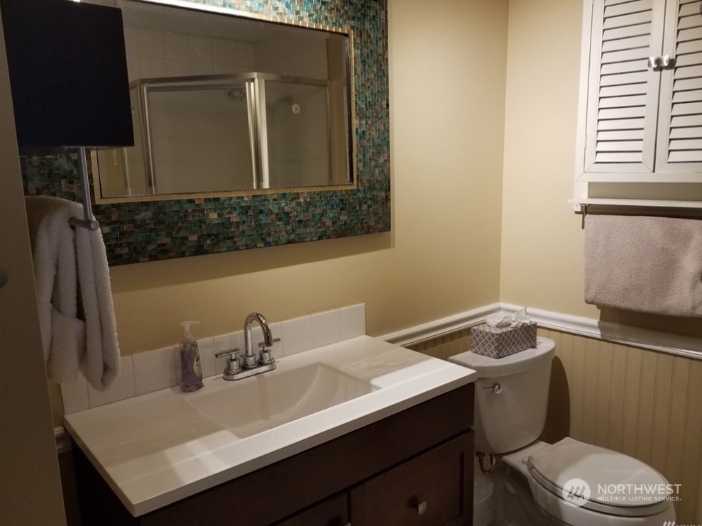 1893 Yew Street Road Bellingham, WA 98229 - Photo 31 of 32 Gallery Image 31