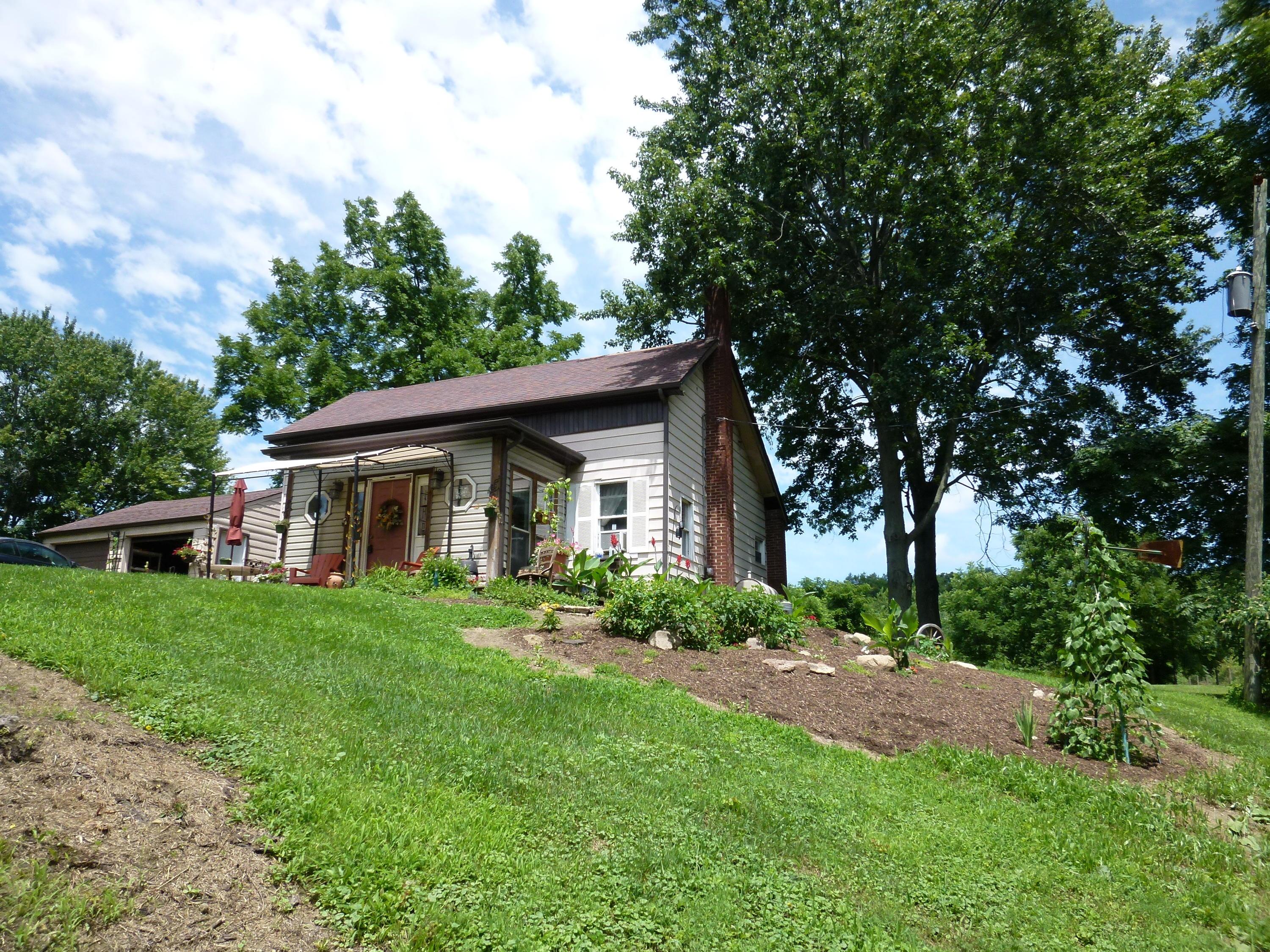 7611 Lewis Center Road Galena, OH 43021 - Photo 2 of 21 Gallery Image 2