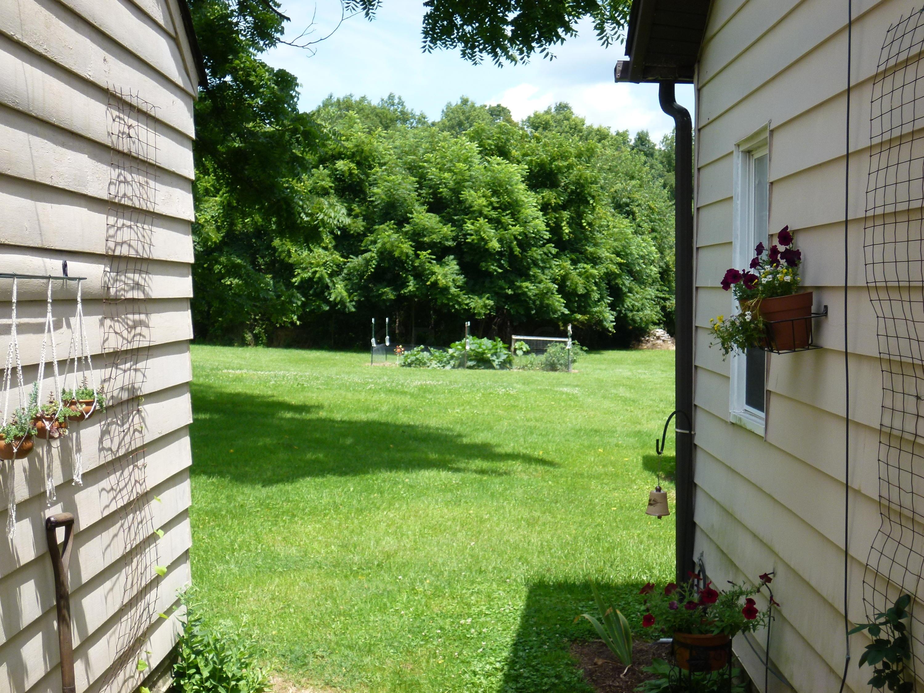 7611 Lewis Center Road Galena, OH 43021 - Photo 4 of 21 Gallery Image 4