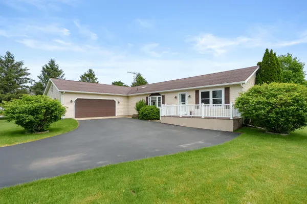 $314,900 | 52495 Pulver Road, Three Rivers, MI 49093