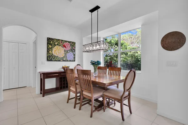 $565,000 | 5801 Southeast Crooked Oak Avenue, Hobe Sound, FL 33455