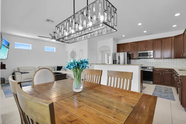 $565,000 | 5801 Southeast Crooked Oak Avenue, Hobe Sound, FL 33455