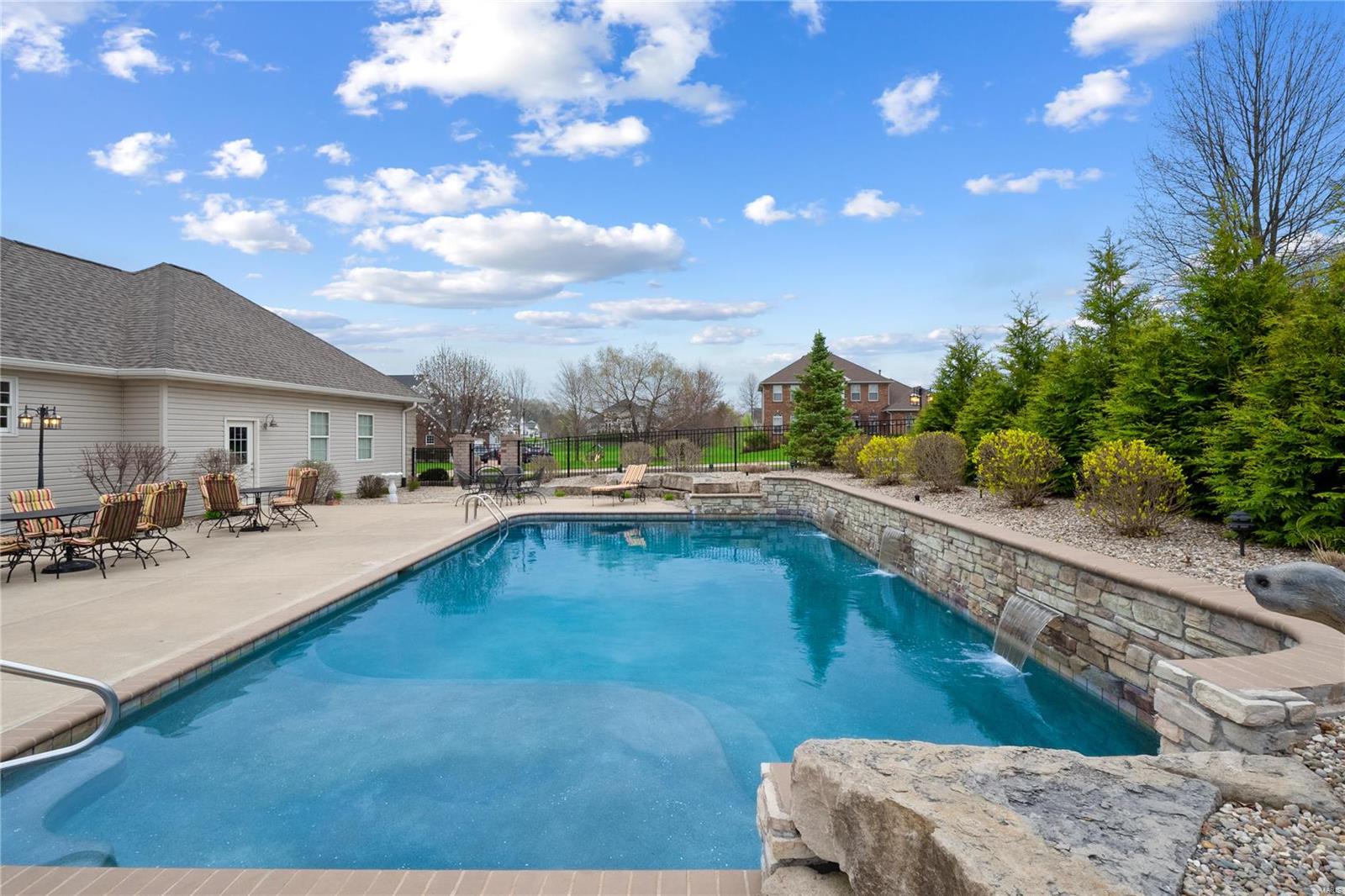 5308 Enchanted Court Weldon Spring, MO 63304 - Photo 2 of 33 Gallery Image 2