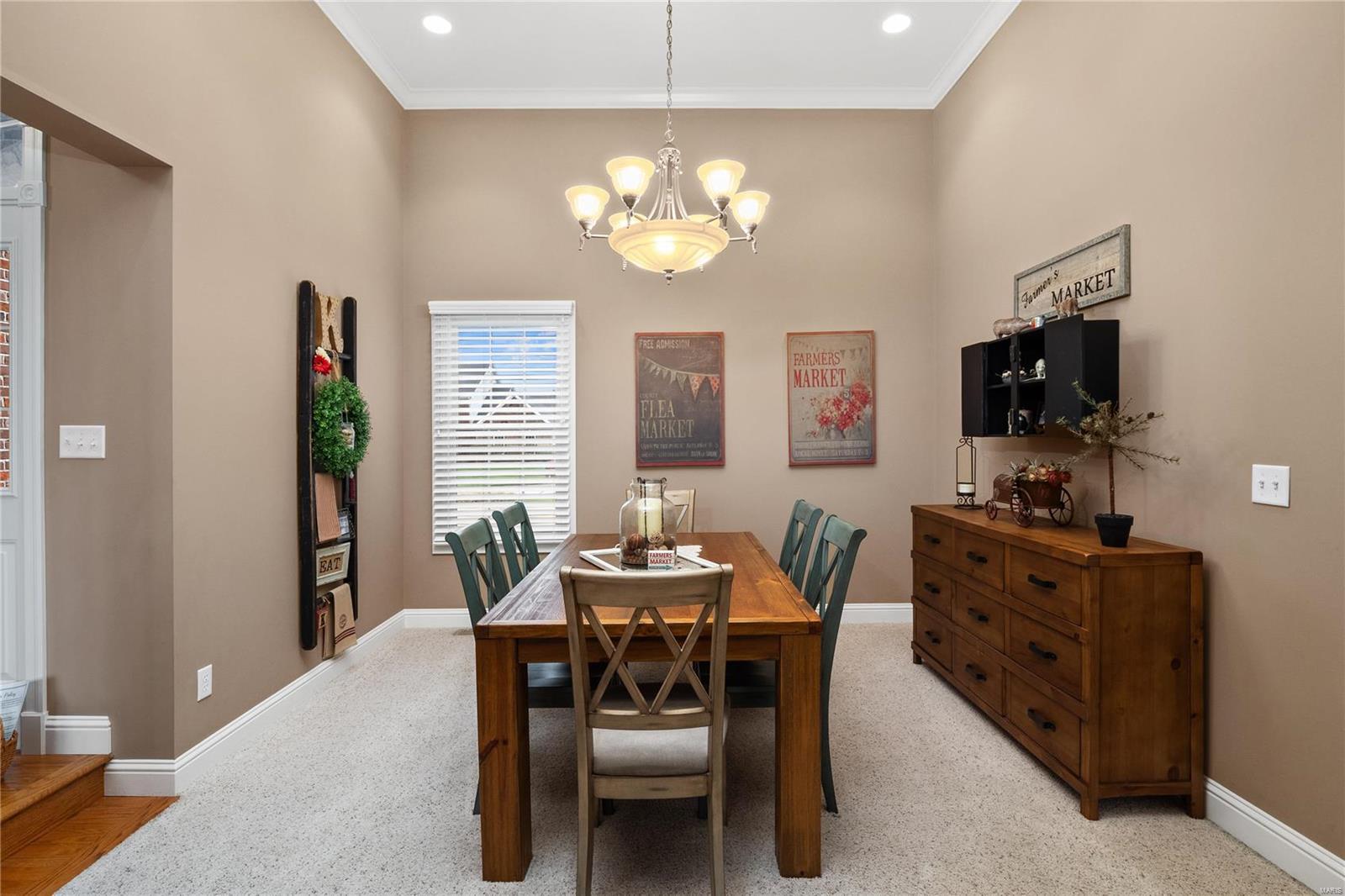 5308 Enchanted Court Weldon Spring, MO 63304 - Photo 4 of 33 Gallery Image 4