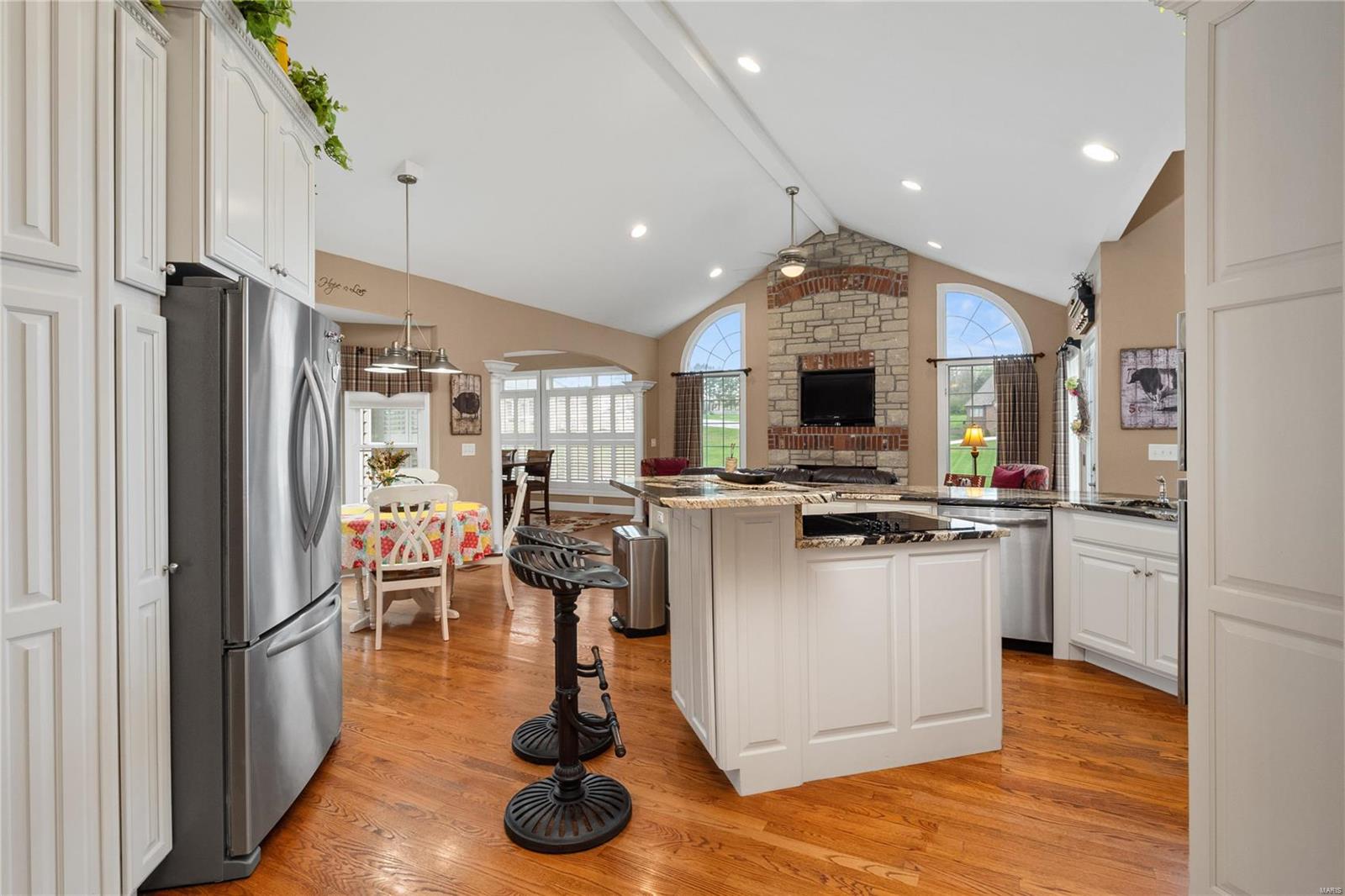 5308 Enchanted Court Weldon Spring, MO 63304 - Photo 5 of 33 Gallery Image 5