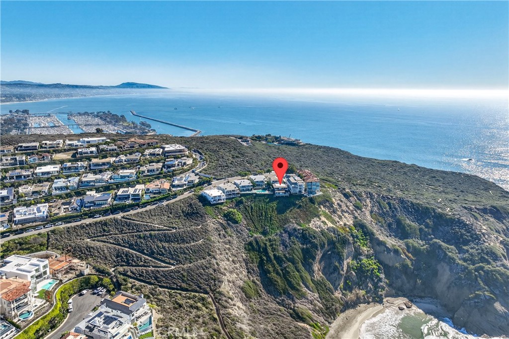 34381 Dana Strand Road, Unit 2 Dana Point, CA 92629 - Photo 18 of 42 a view of city from stairs