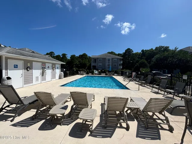 $1,750 | 3030 Marsh Winds Circle, Unit 1103A, Southport, NC 28461