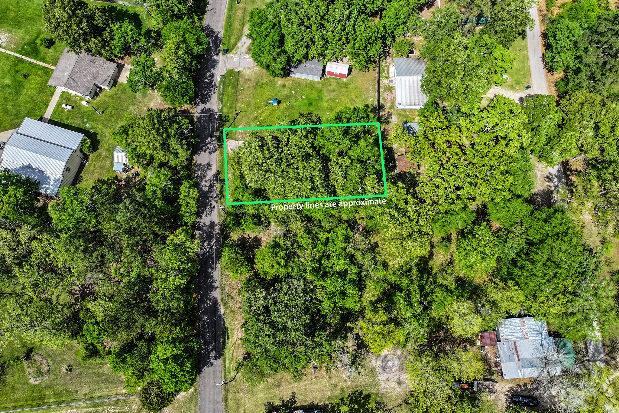 164 Lakeland Road Huntsville, TX 77320 - Photo 2 of 21